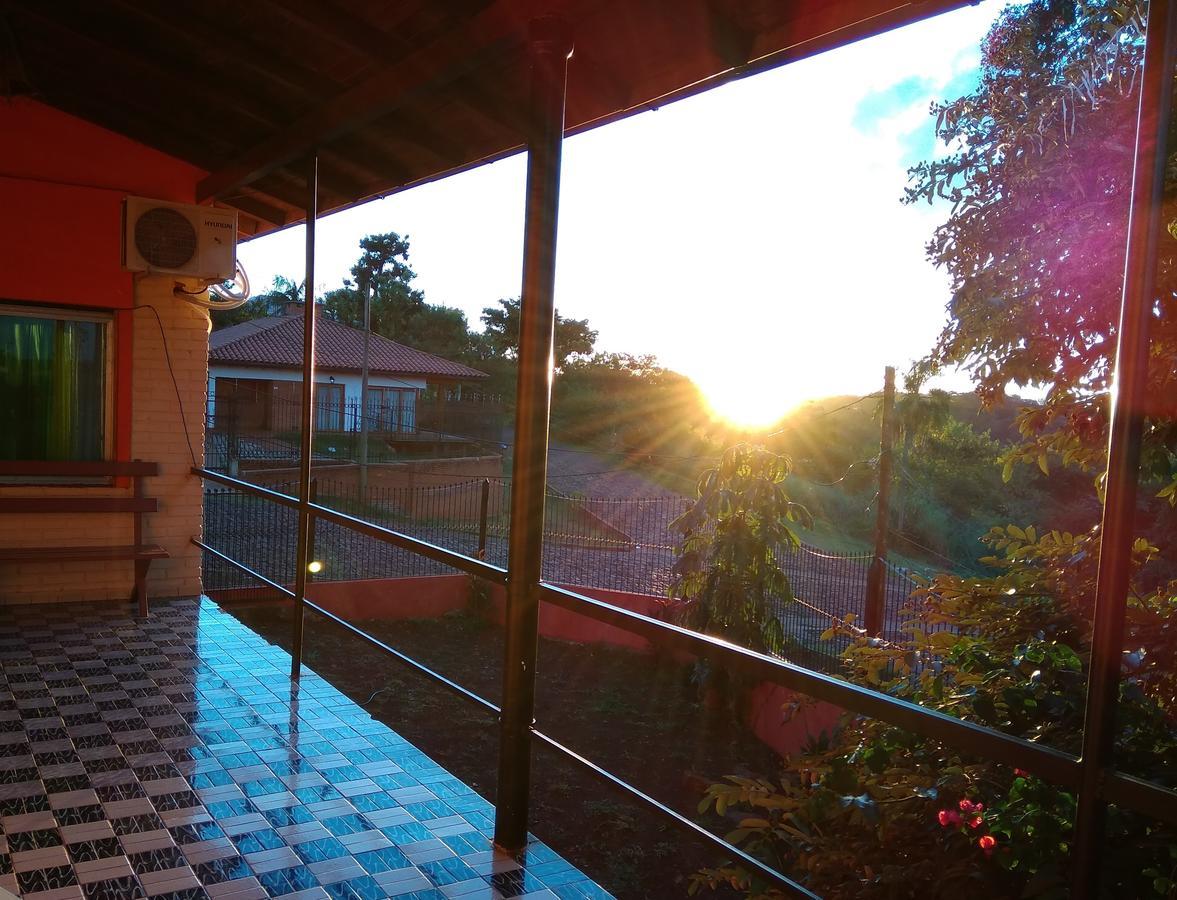Butterfly Hostel ปูแอร์โต อิกัวซู ภายนอก รูปภาพ